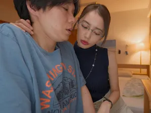 CLUB-814 Quan sát con người Giám sát chứng voyeurism Tôi chỉ chọn những chuyên gia thẩm mỹ làm việc tại một cửa hàng lành mạnh không có nuquis, và tôi thấy E trẻ
