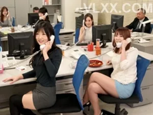 [Ông. [Gầy Khỉ] Hẹn gặp một em gái trẻ ngoan, ăn uống đầy đủ trước khi quan hệ, cởi đồ và chạm vào lồn, quan hệ với em lồn không có lông mà không cần bao cao su...
